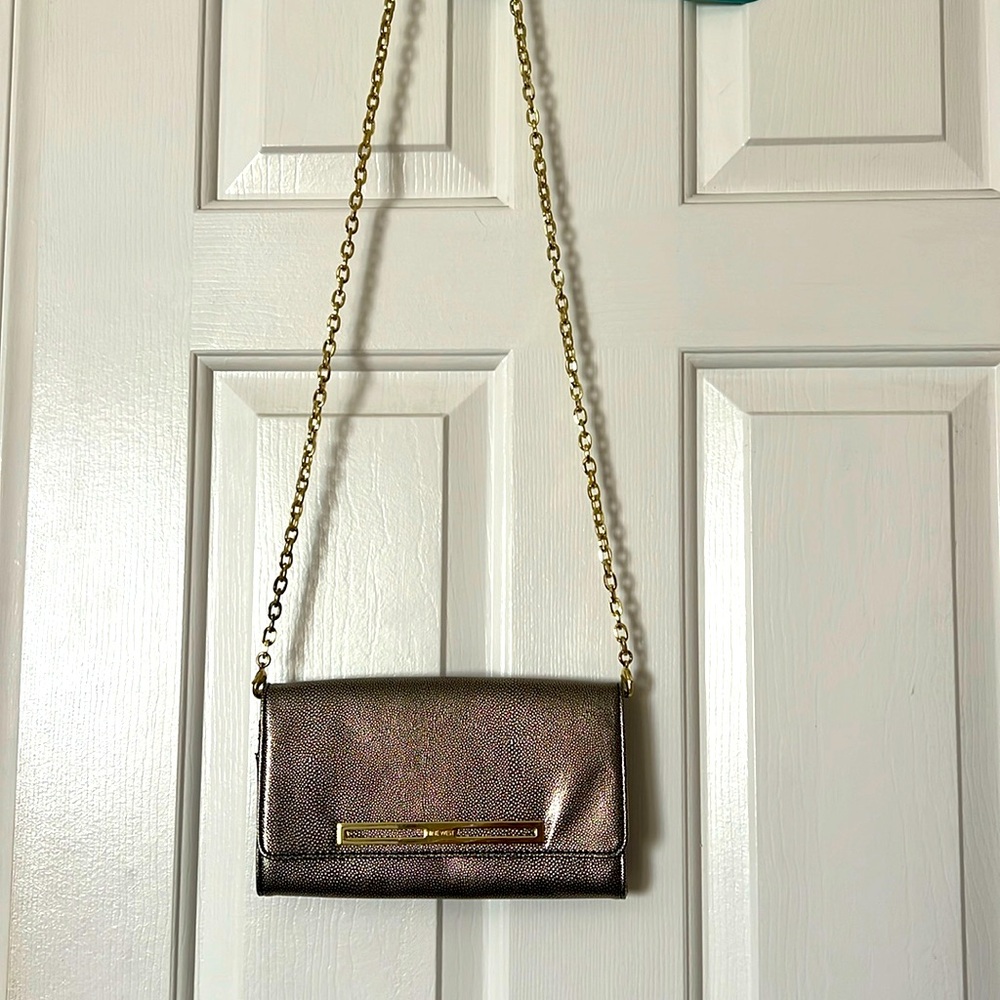 GUC Nine West gold tone crossbody purse and/or clutch. Gold chain strap. 9x6.